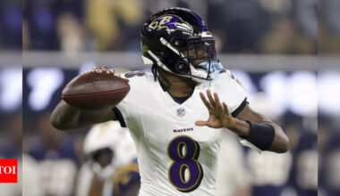 Will Lamar Jackson play against the Cleveland Browns tomorrow? Latest injury update on the Baltimore Ravens star player | NFL News
