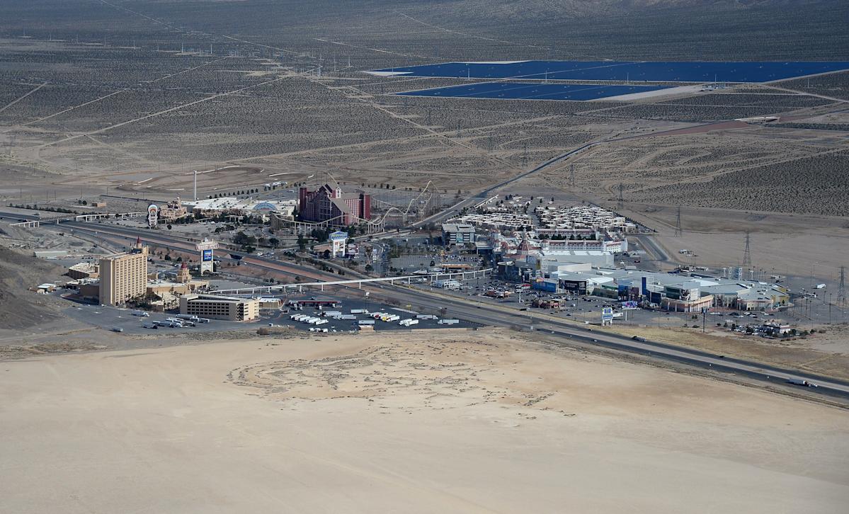 Primm casino Buffalo Bill's, once a Vegas drive staple, shrinking operating hours