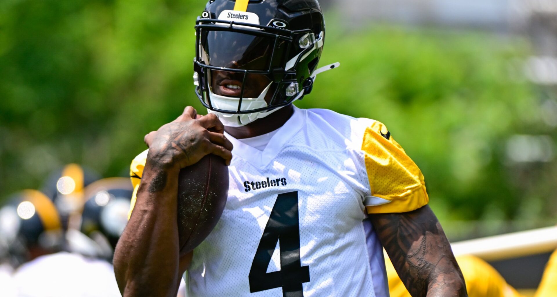 Steelers Could Find DK Metcalf's Running Mate in 2026 NFL Draft