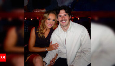 NFL bride Zoë Dale marries Bengals kicker Cade York in a fairytale Texas wedding full of cheerleader sparkle | NFL News