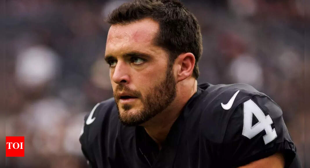 Derek Carr drops shocking truth about how Oakland fans scared NFL quarterbacks | NFL News