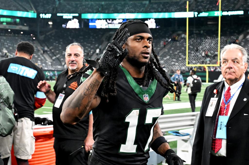 Davante Adams signing $46 million contract with Rams after Jets exit