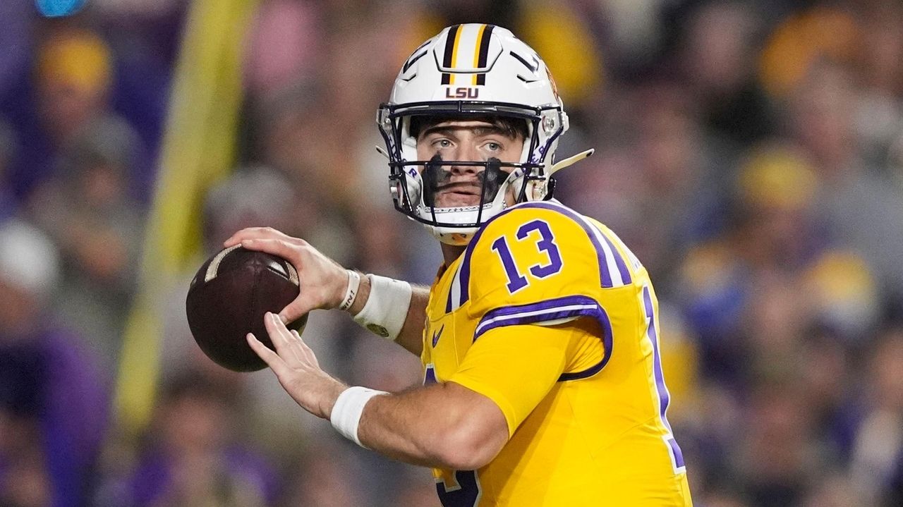 SEC media days: LSU, South Carolina, Ole Miss quarterbacks in spotlight