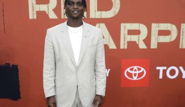 The Titans hope top NFL draft pick Cam Ward can lead them back to winning