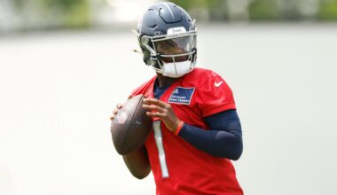 Titans' No. 1 pick Cam Ward doesn't get enough respect or attention, teammate Jeffery Simmons says