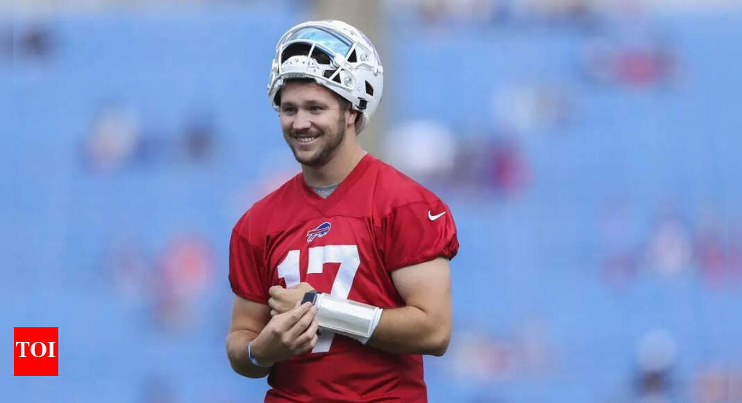 Josh Allen faces career-defining pressure in 2025—and not even Hailee Steinfeld can help him save the season | NFL News