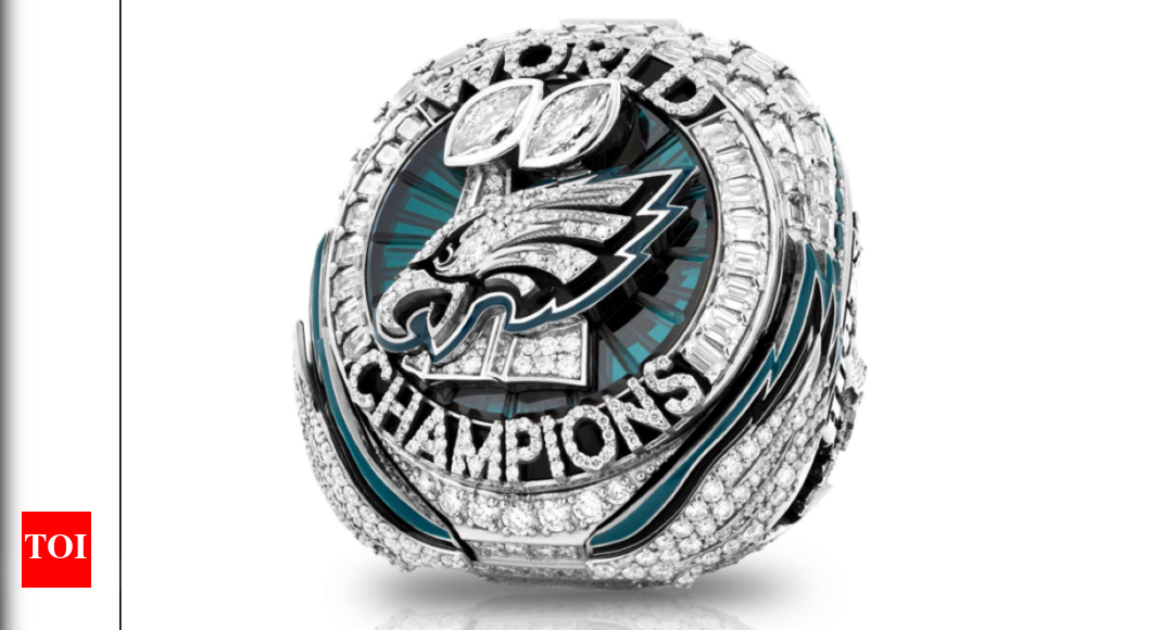 “They literally made the same ring”: Philadelphia Eagles receive Super Bowl LIX ring | NFL News