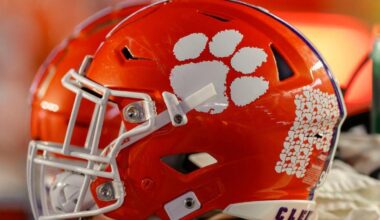 Willie Anderson, former Clemson football standout and national championship-winning assistant, dies at 72
