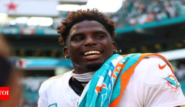 Tyreek Hill leads Dolphins’ 2025 push as Mike McDaniel lands on hot seat | NFL News