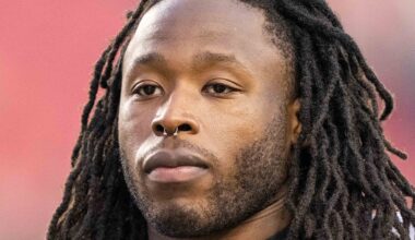 Alvin Kamara Headshot
