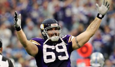 Jared Allen's 136 sacks and fun-loving cowboy style for Chiefs, Vikings have him Hall of Fame-bound