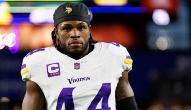 Vikings captain Josh Metellus says J.J. McCarthy doesn't need to be Superman for Minnesota to contend in 2025