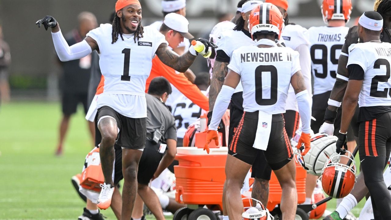 Browns CB Martin Emerson Jr. suffers Achilles tendon injury in practice; team awaiting MRI results