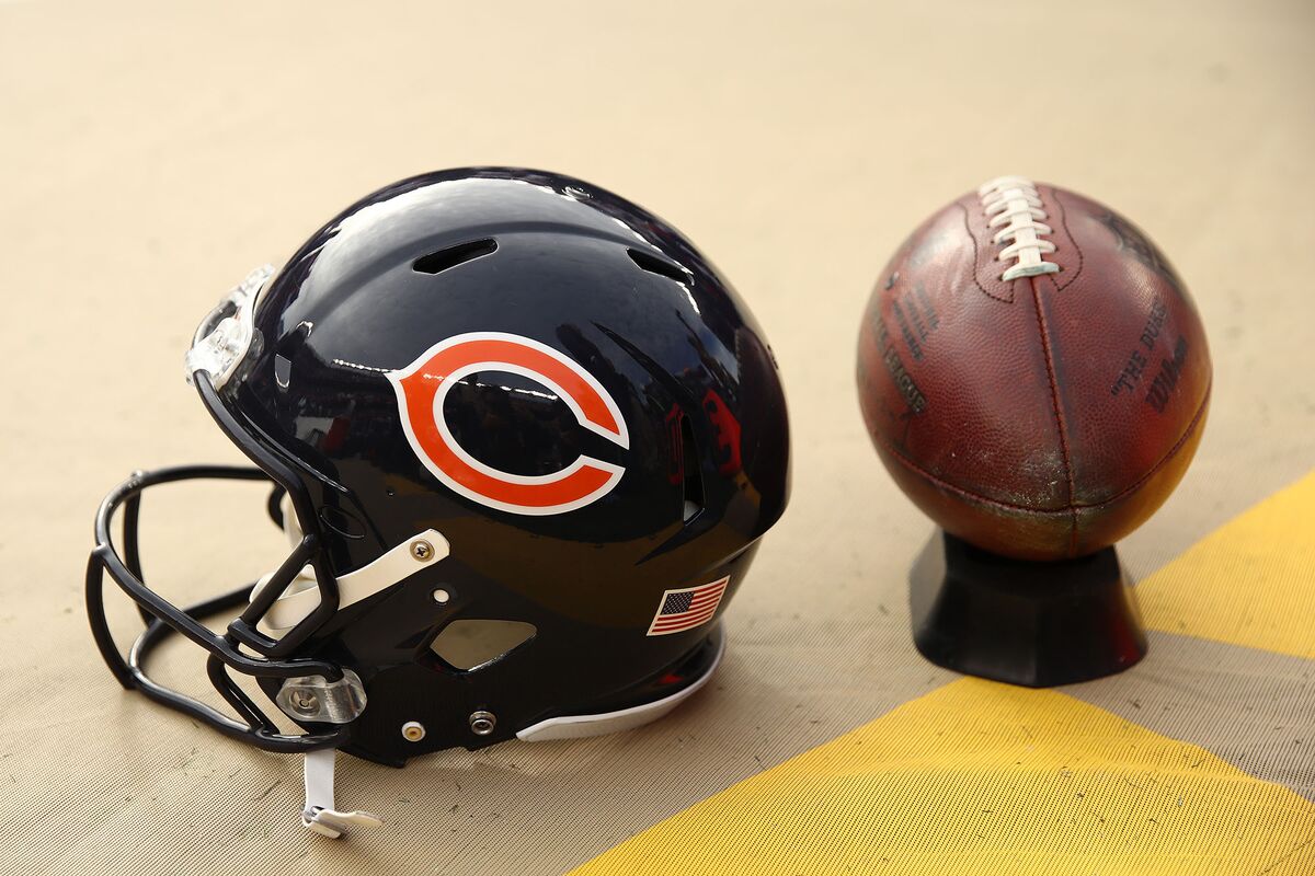 NFL Team Chicago Bears Weigh Sale of Late McKenna’s Minority Stake