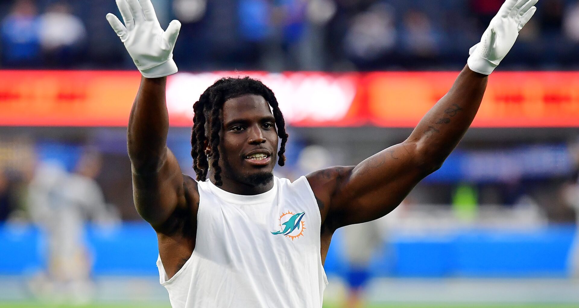 Tyreek Hill fires shot at popular content creator for 'ducking him'