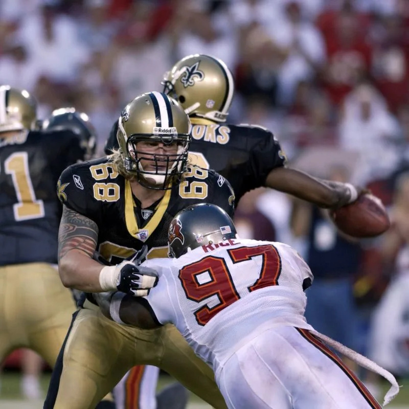 New Orleans Saints offensive tackle Kyle Turley (68) blocks Simeon Rice (97) of the Tampa Bay Buccaneers. Credit: SB Nation 