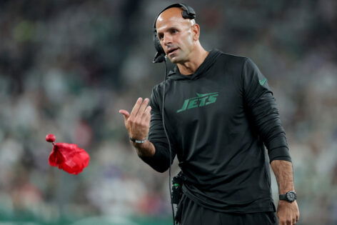 Robert Saleh Can’t Catch a Break After Former Jets GM Joins Aaron Glenn’s Attack Against Ex-HC