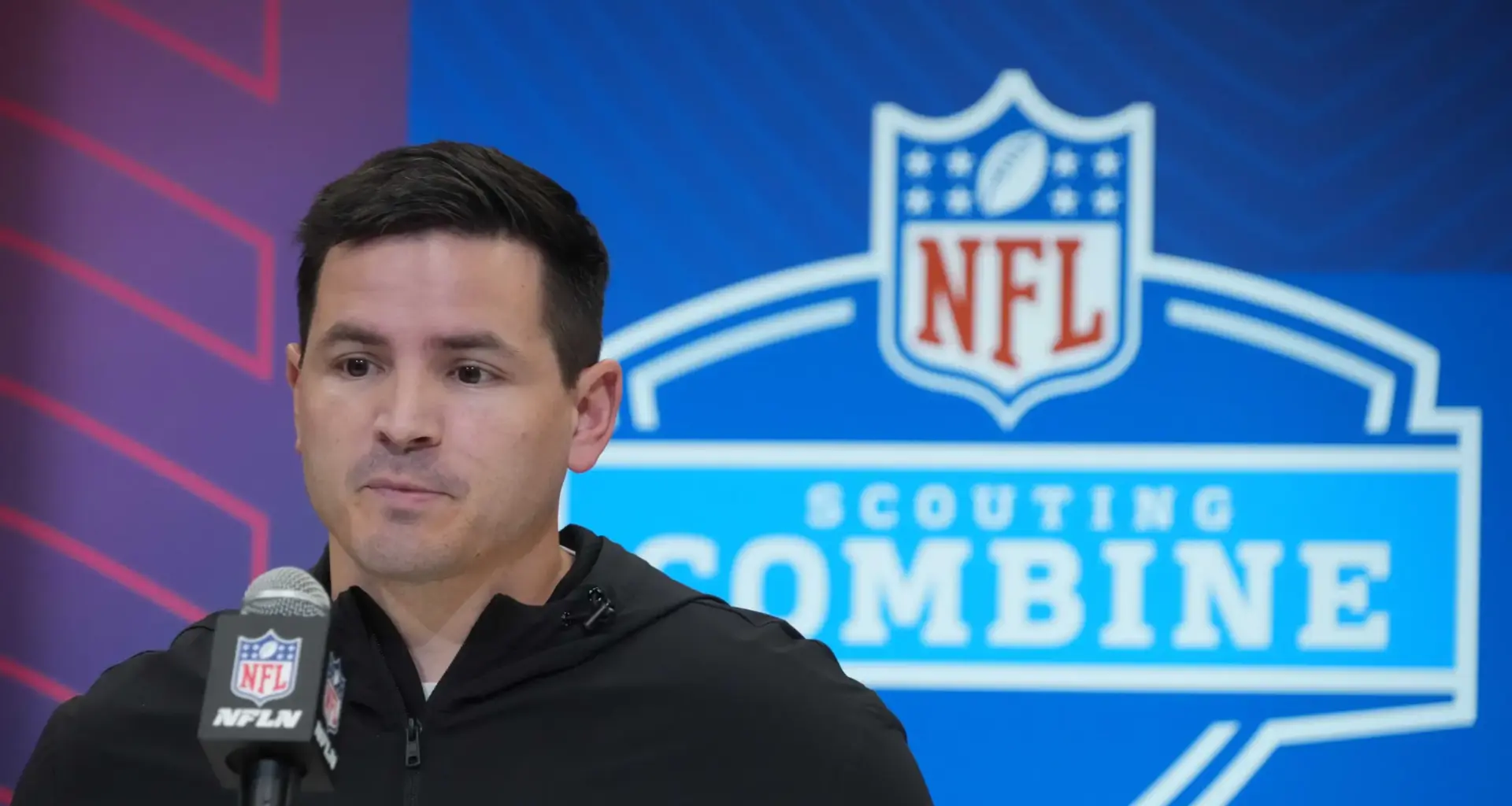 Mike Macdonald transforms Seahawks culture with bold decisions and fierce competition for roster spots