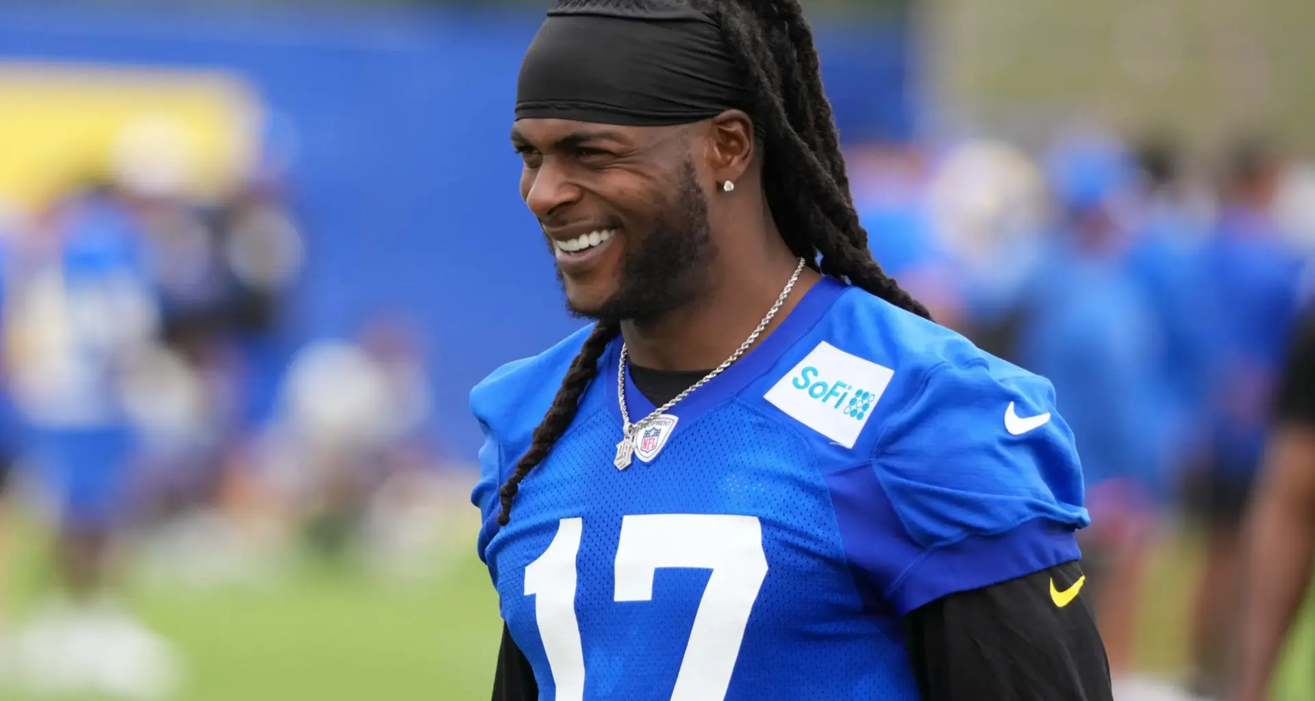 Davante Adams reflects on Raiders' baffling decisions and embarks on a Super Bowl quest with Rams