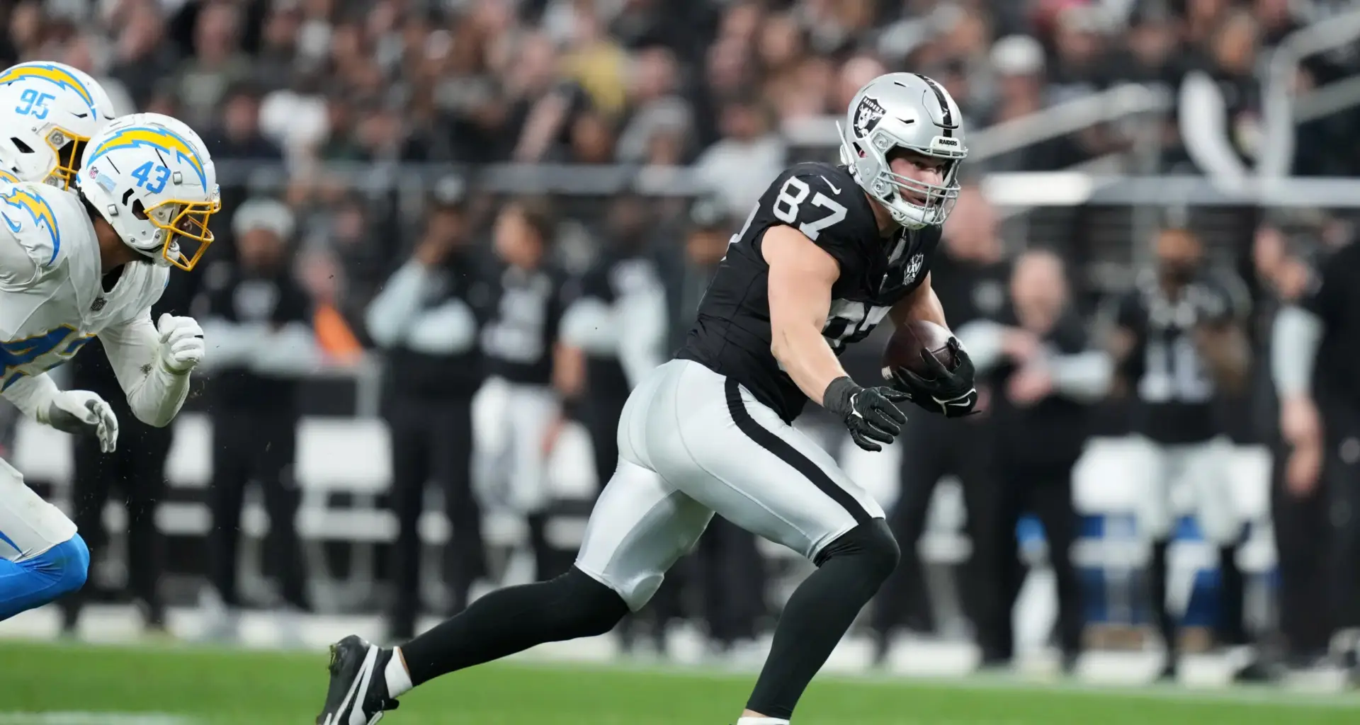 Michael Mayer rises from the shadows of underutilization, ready to thrive in Chip Kelly’s revolution