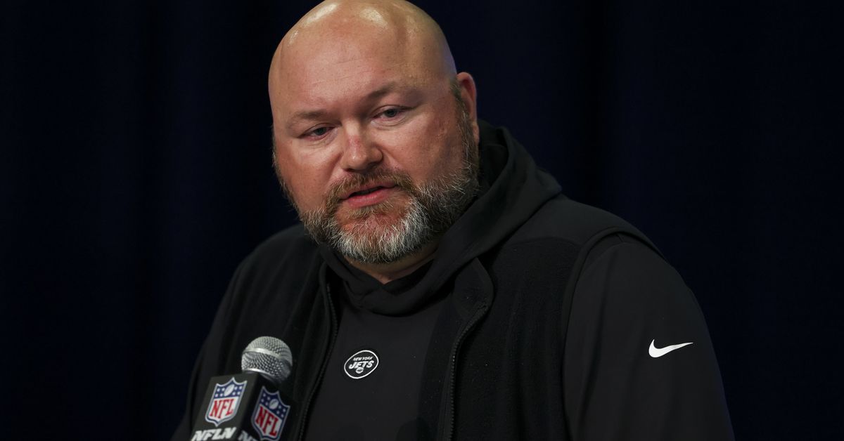 Eagles officially announce front office changes