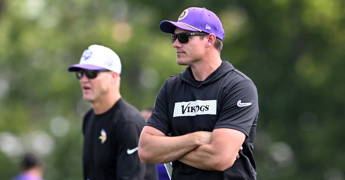 Vikings Training Camp 2025 Heats Up: McCarthy’s Grip & Injury Twists!