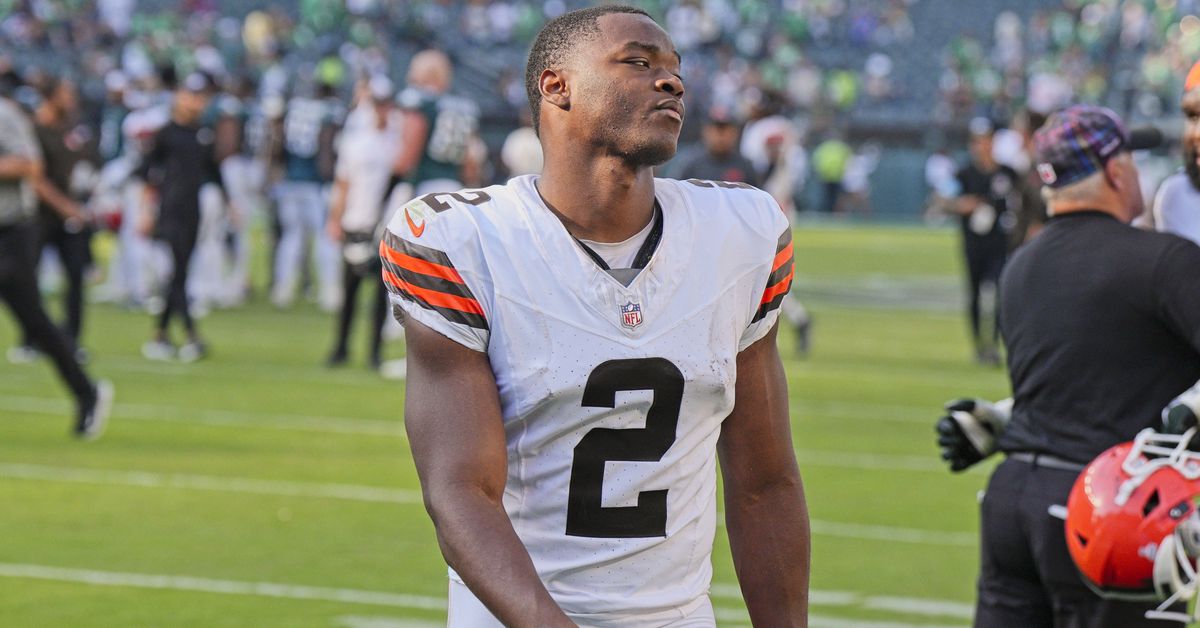 Davante Adams and Amari Cooper trades graded for each team