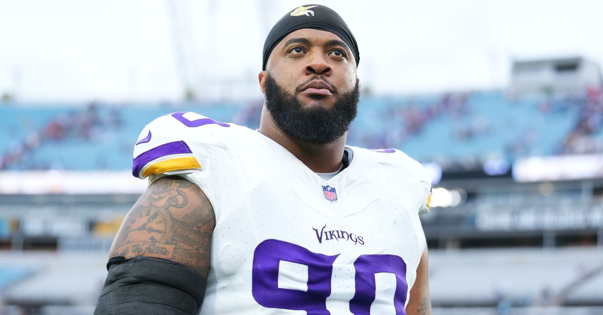 Saints sign former Vikings DE Jonathan Bullard