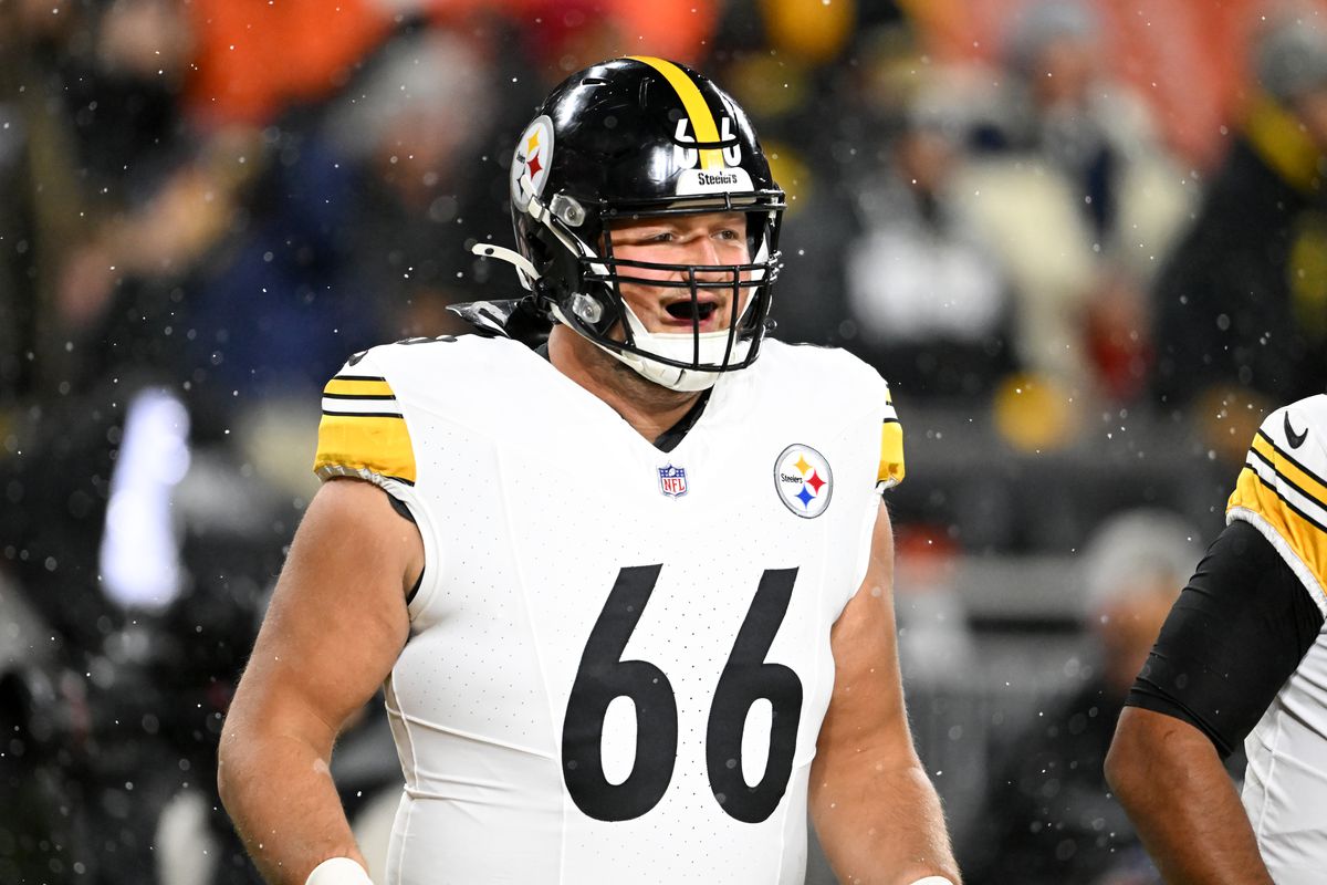 Mason McCormick #66 of the Pittsburgh Steelers looks on prior to a game against the Cleveland Browns at Huntington Bank Field on November 21, 2024 in Cleveland, Ohio.