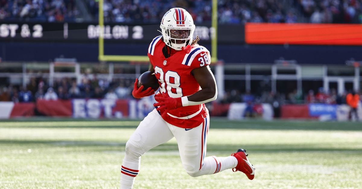 Patriots 2025 scouting report: Rhamondre Stevenson remains RB1, for now