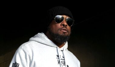 Insider: Former players not fans of Pittsburgh Steelers head coach Mike Tomlin