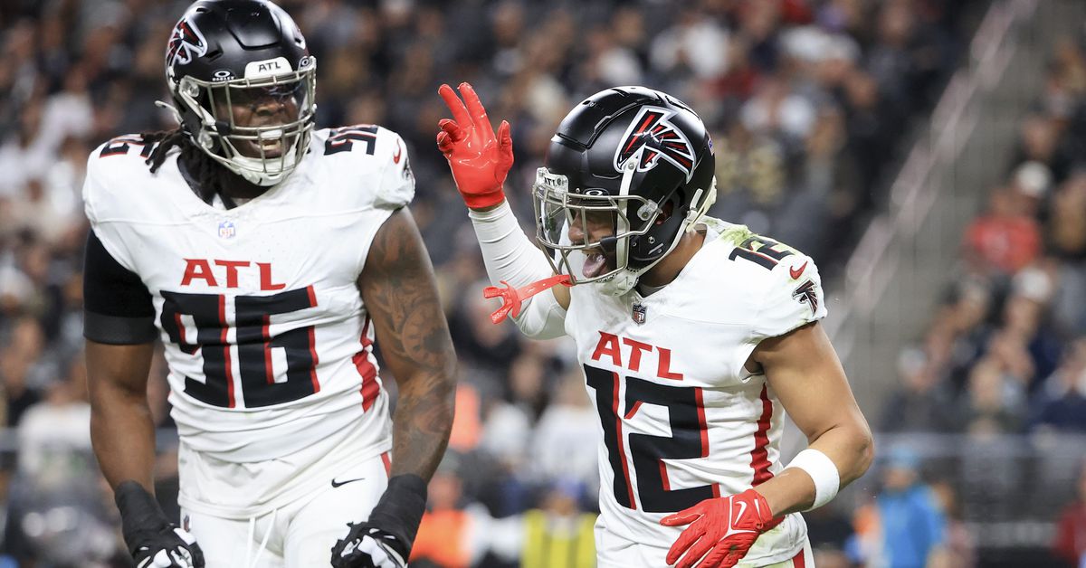 Falcons training camp roundtable: Defensive questions for a team seeking offensive evolution