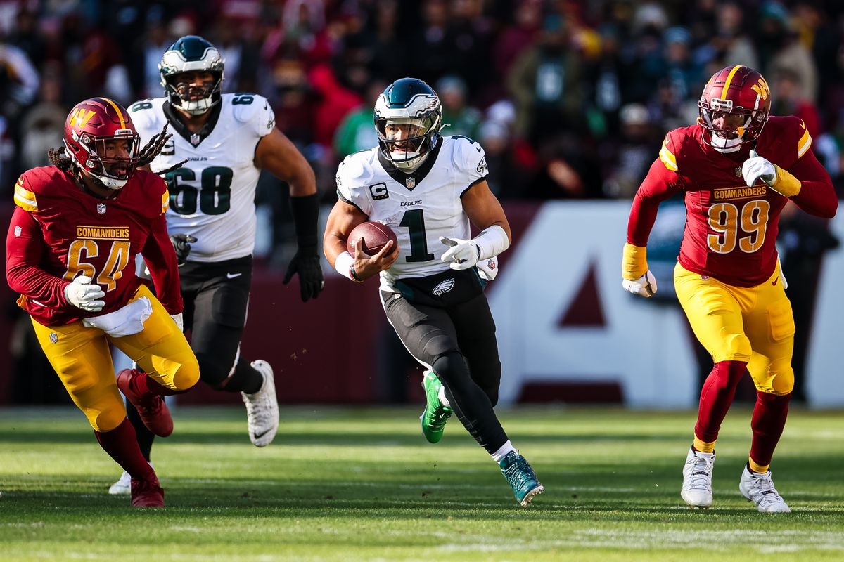 Philadelphia Eagles v Washington Commanders