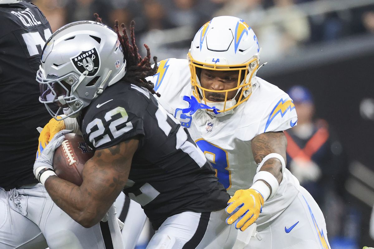 Los Angeles Chargers v Las Vegas Raiders