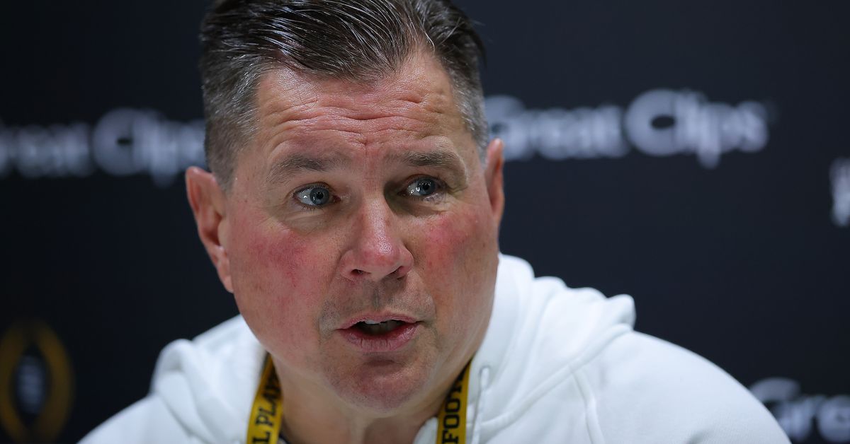 Al Golden lands in a surprising spot in 2025 NFL defensive coordinator rankings