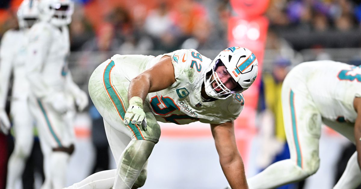 ESPN top NFL players by position: Miami Dolphins Zach Sieler under-rated in 2025 survey
