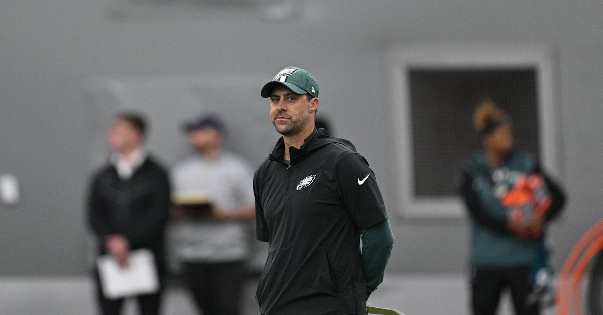 5 unanswered Eagles questions in mid-July