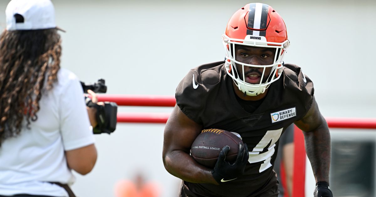 Browns RB room: Salary cap hits in 2025 - Youth saves money