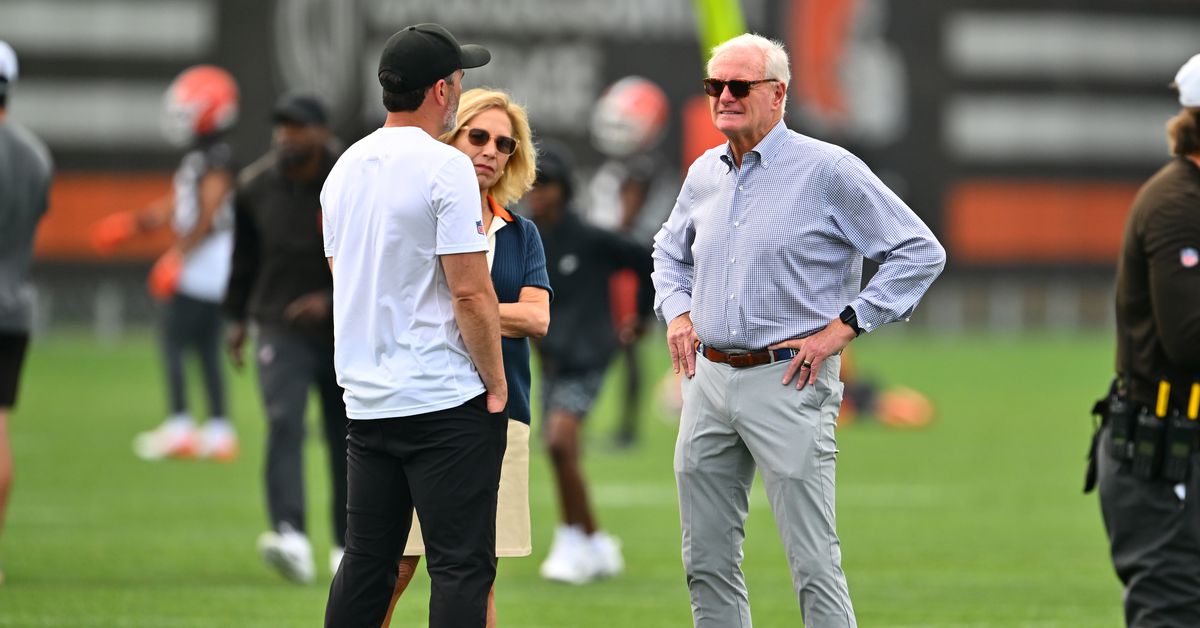 Browns news (7/10): Myles Garrett leads the NFL, Greg Newsome trade rumor detail, Packers history