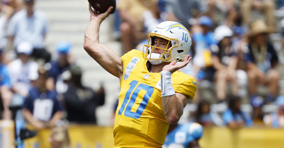 Los Angeles Chargers crack top 10 in latest NFL power rankings