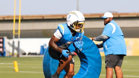 Los Angeles Chargers #8 RB Omarion Hampton participates in individual drills during training camp on July 19, 2025 at the Bolt practice facility in El Segundo, CA. Los Angeles Chargers #8 RB Omarion Hampton participates in individual drills during training camp on July 19, 2025 at the Bolt practice facility in El Segundo, CA.
