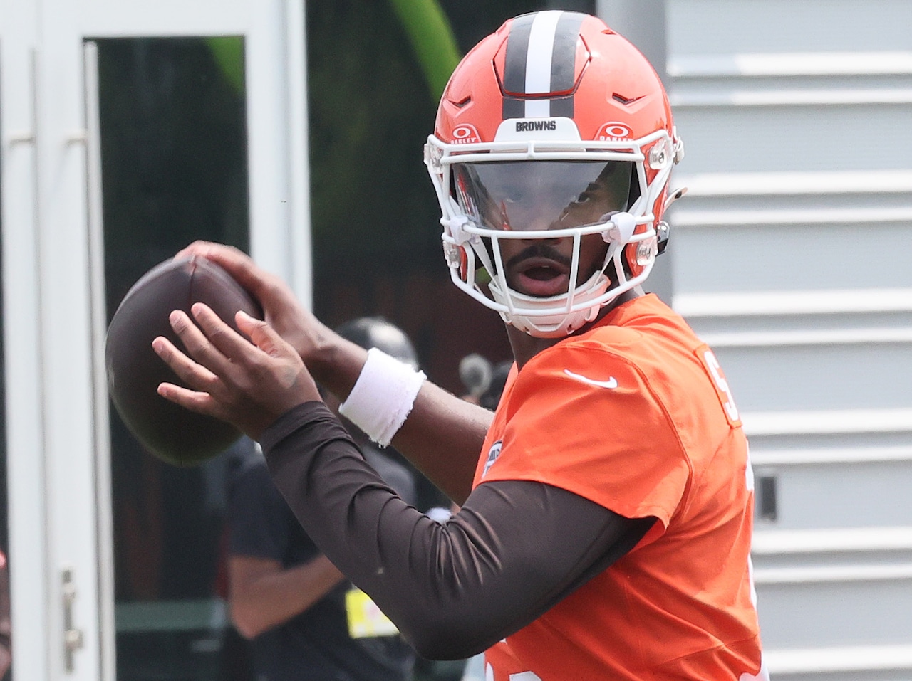 Is Shedeur Sanders favorite for Browns' QB? Ex-NFL WR has scoop: 'That's what I was told'