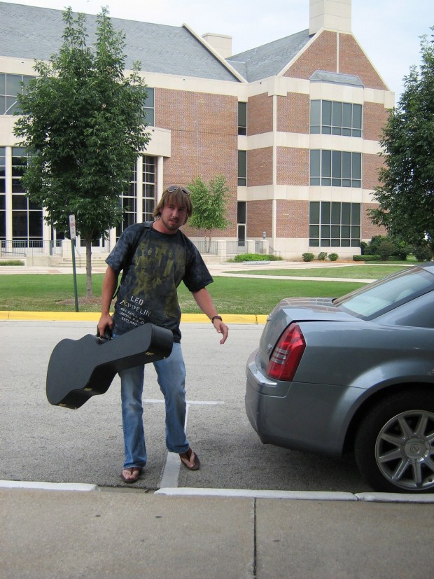 Quarterback Kyle Orton opted for a guitar instead of a TV at training camp in 2006. (Chicago Tribune file photo)
