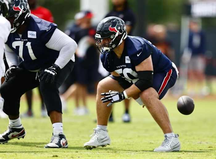 New Texans center Jake Andrews embraces competition, blocking techniques while ‘blocking out outside noise’