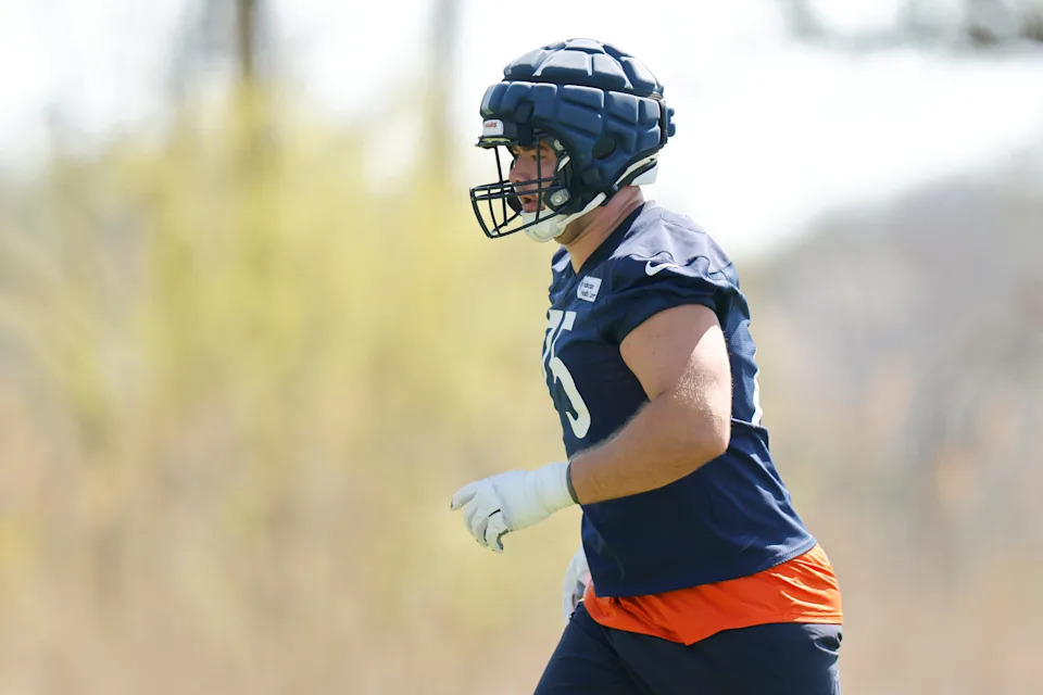 LAKE FOREST, ILLINOIS - MAY 09: Ozzy Trapilo #75 of the Chicago Bears looks on during the Chicago Bears Rookie Minicamp at Halas Hall on May 09, 2025 in Lake Forest, Illinois. (Photo by Michael Reaves/Getty Images)