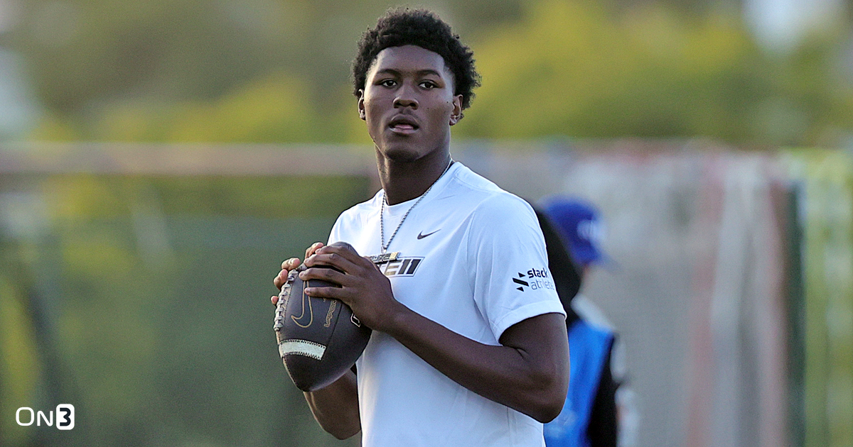 south carolina gamecocks football coach shane beamer