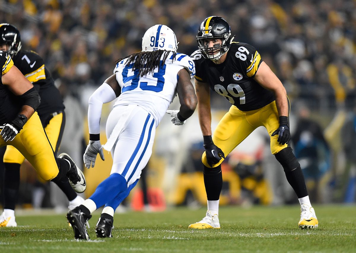 Indianapolis Colts v Pittsburgh Steelers