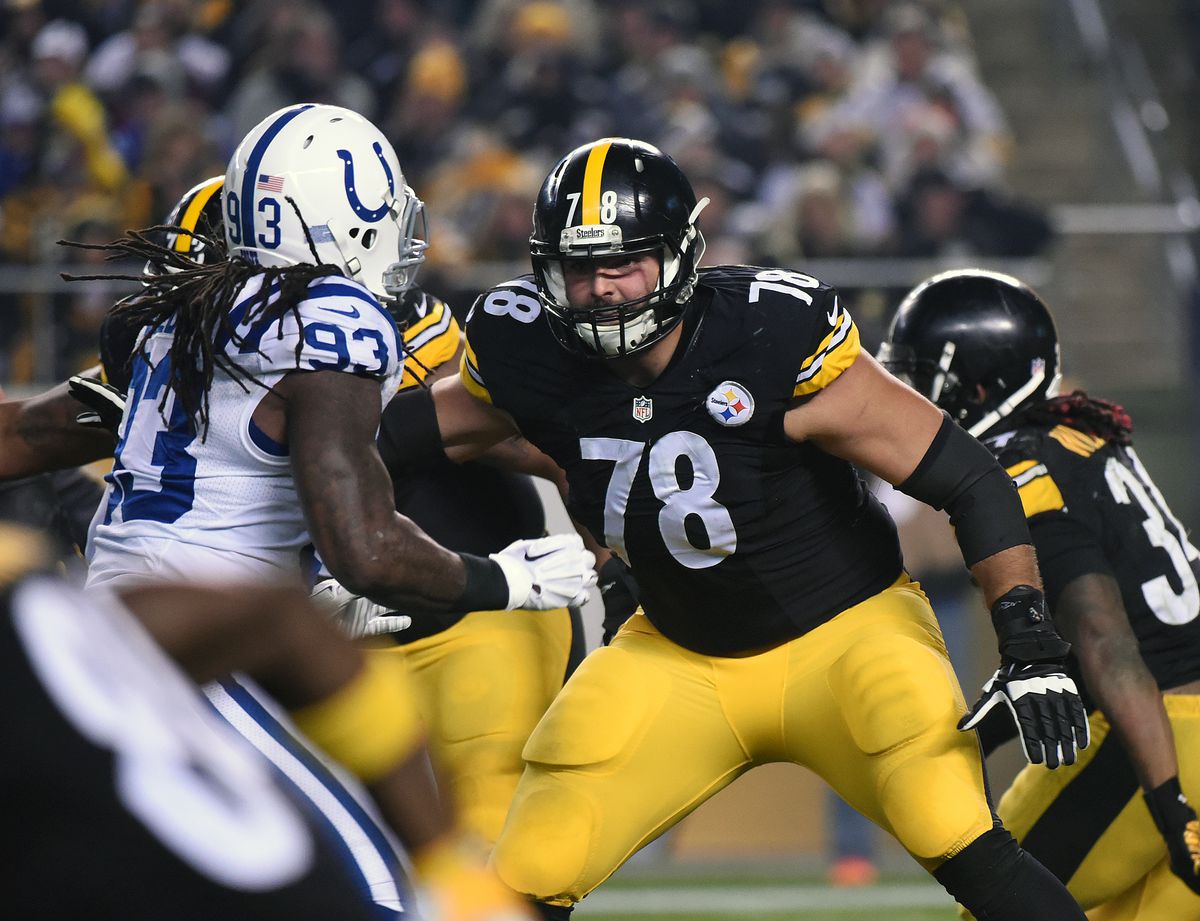 Indianapolis Colts v Pittsburgh Steelers