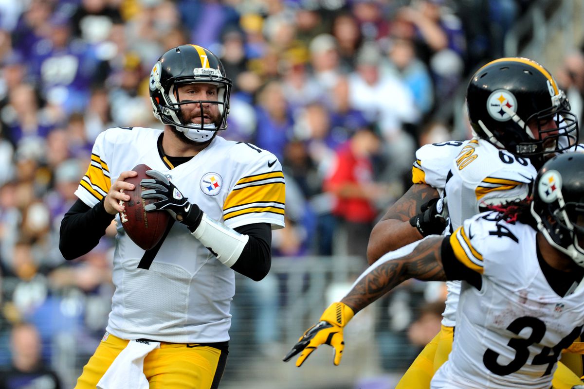Pittsburgh Steelers v Baltimore Ravens