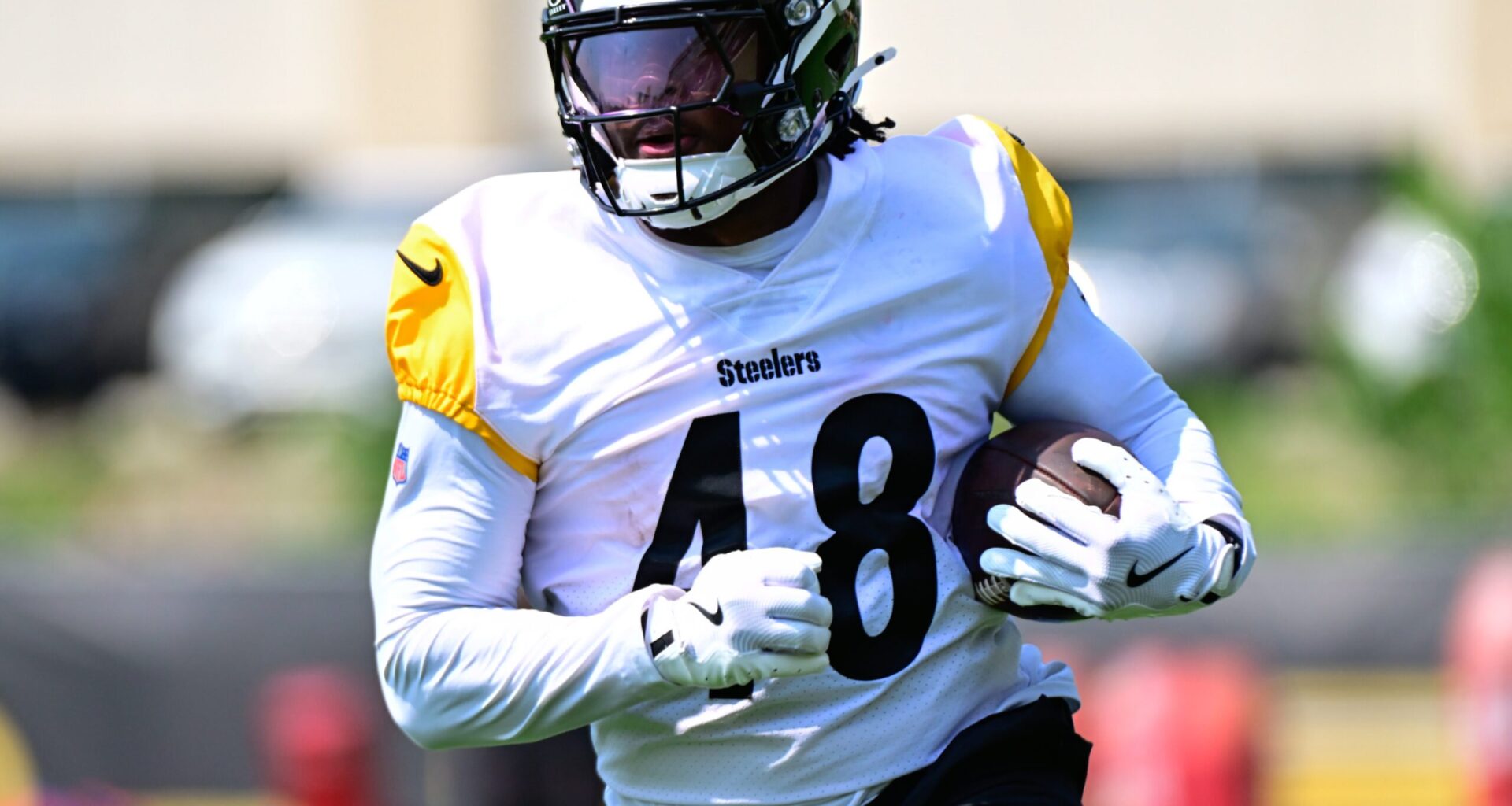Steelers Receive Good News About Injured Rookie Tight End